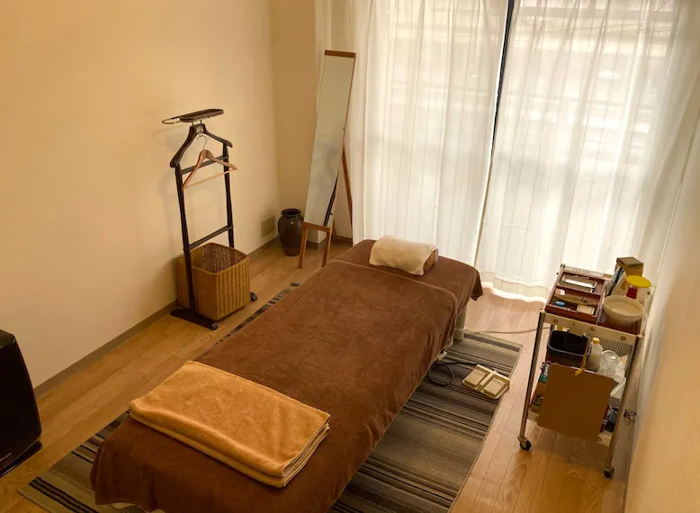 鍼屋岩田の治療室の風景